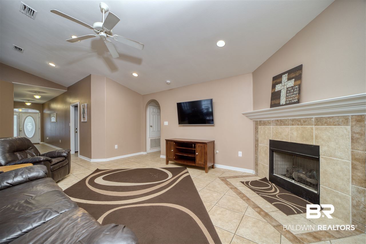 7078 Raintree Lane Gulf Shores, AL 36542 - Photo 11 of 27