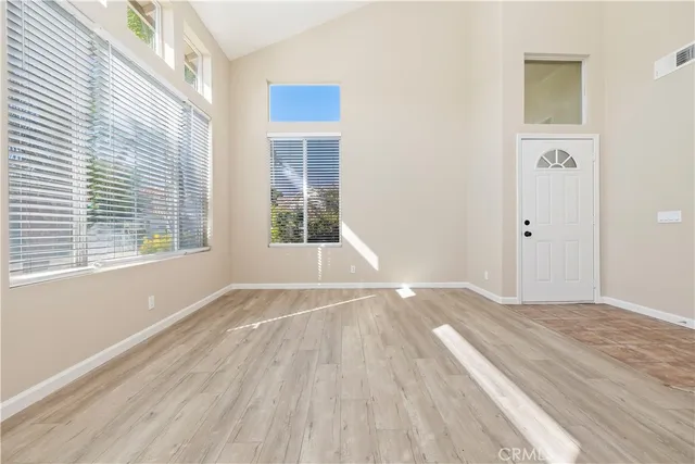 $799,900 | 14845 Shetland Lane, Fontana, CA 92336