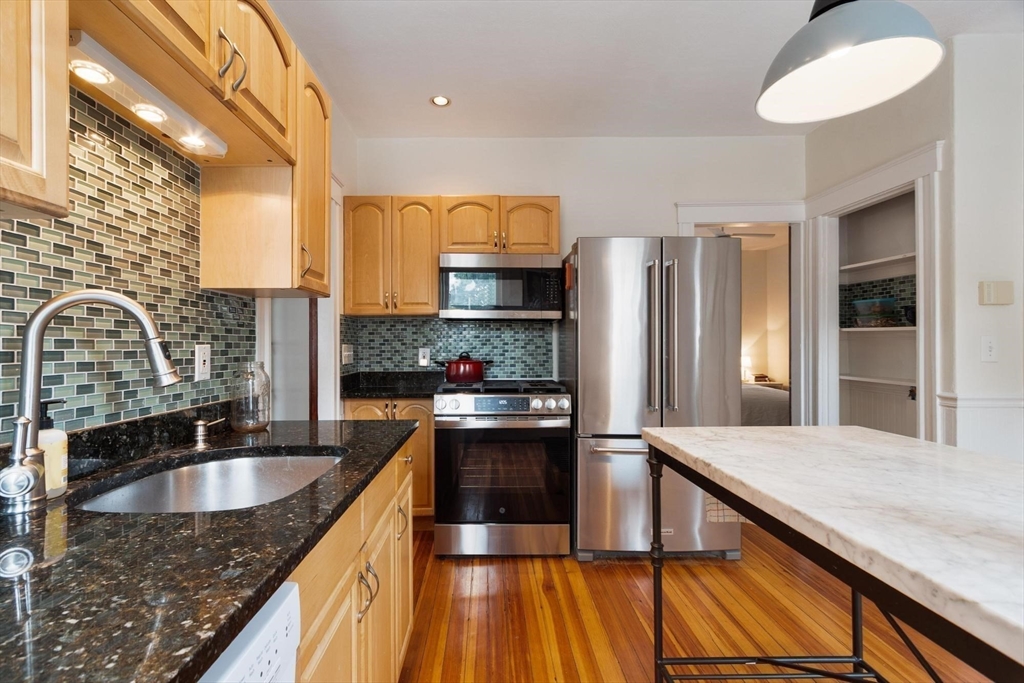 20 George Street, Unit 1 Cambridge, MA 02140 - Photo 2 of 24
