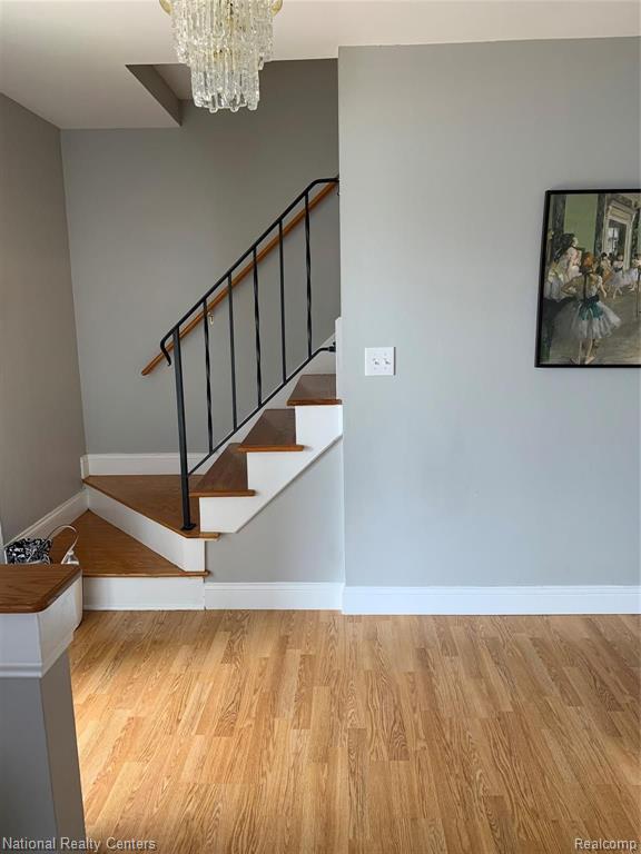 42252 Barchester Road Canton, MI 48187 - Photo 5 of 47