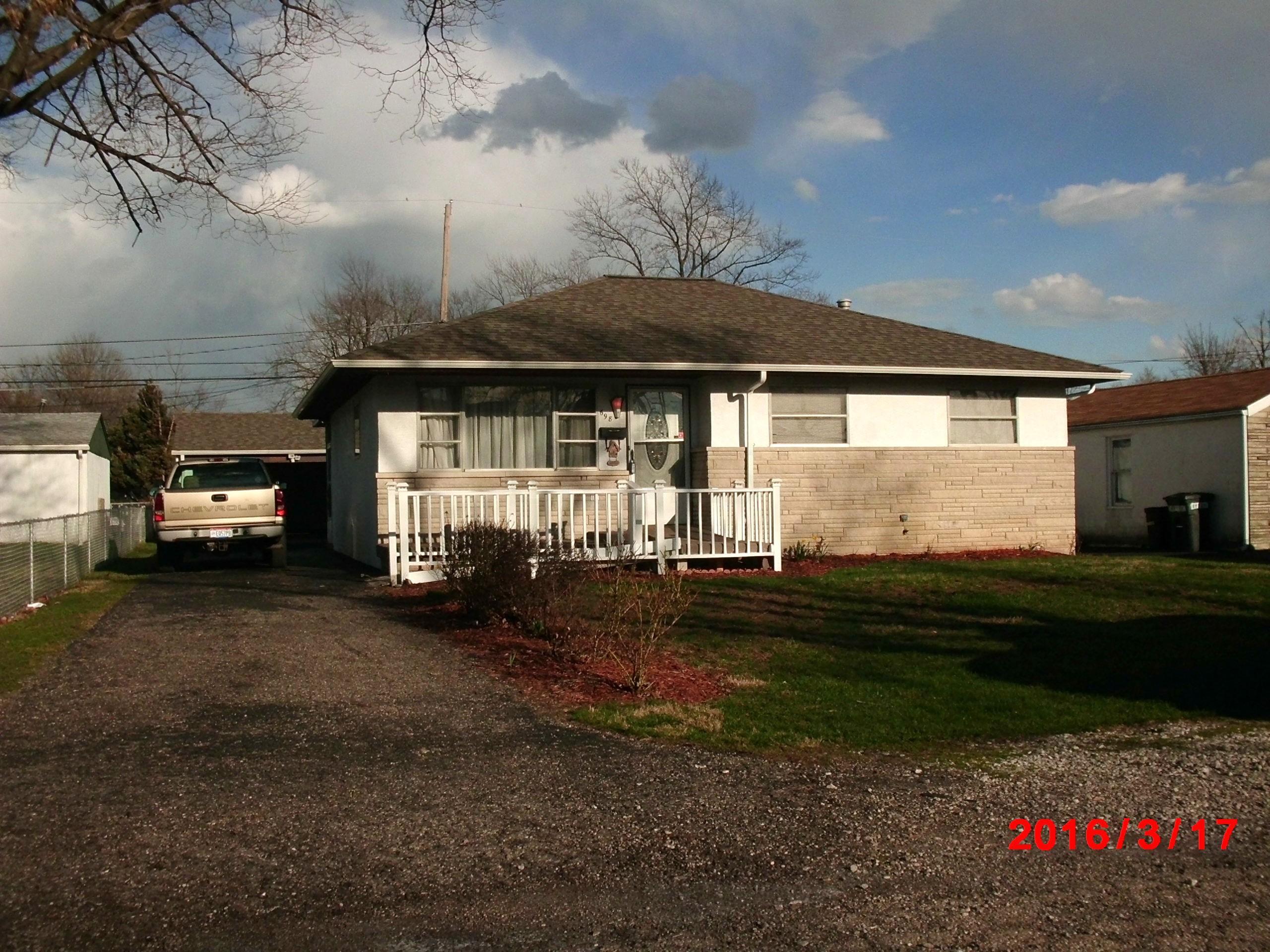 698 Elaine Road Whitehall, OH 43213 - Photo 1 of 13