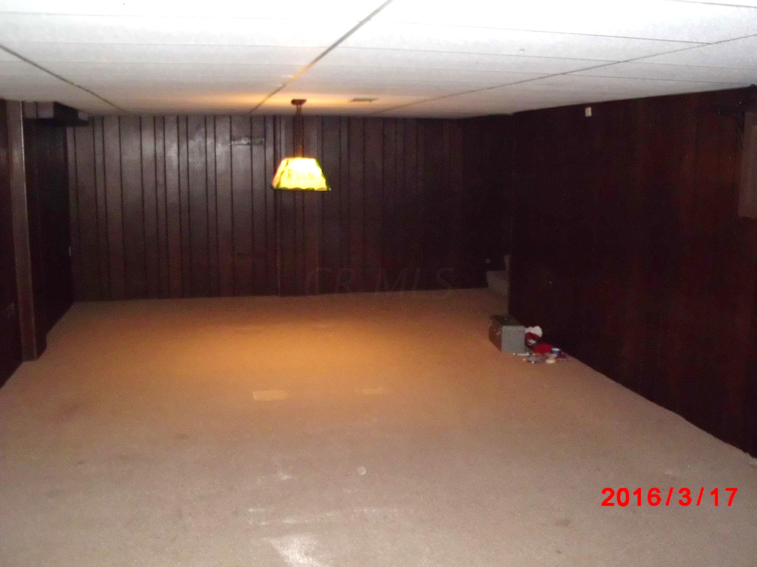 698 Elaine Road Whitehall, OH 43213 - Photo 6 of 13