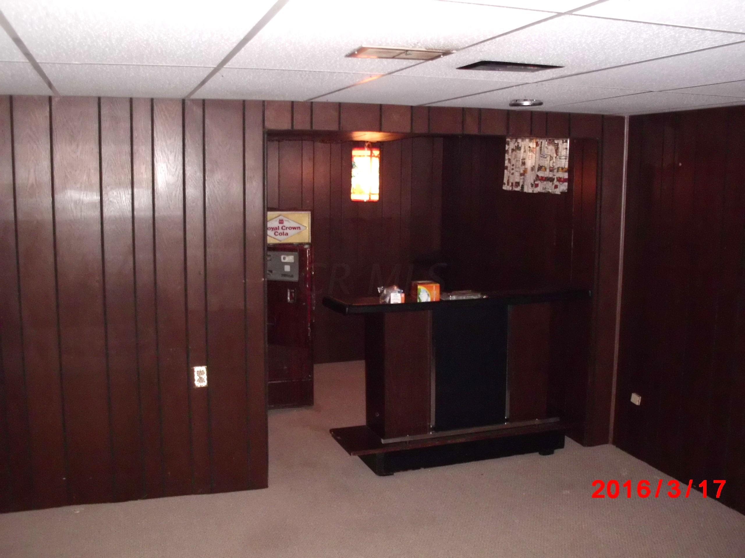 698 Elaine Road Whitehall, OH 43213 - Photo 7 of 13