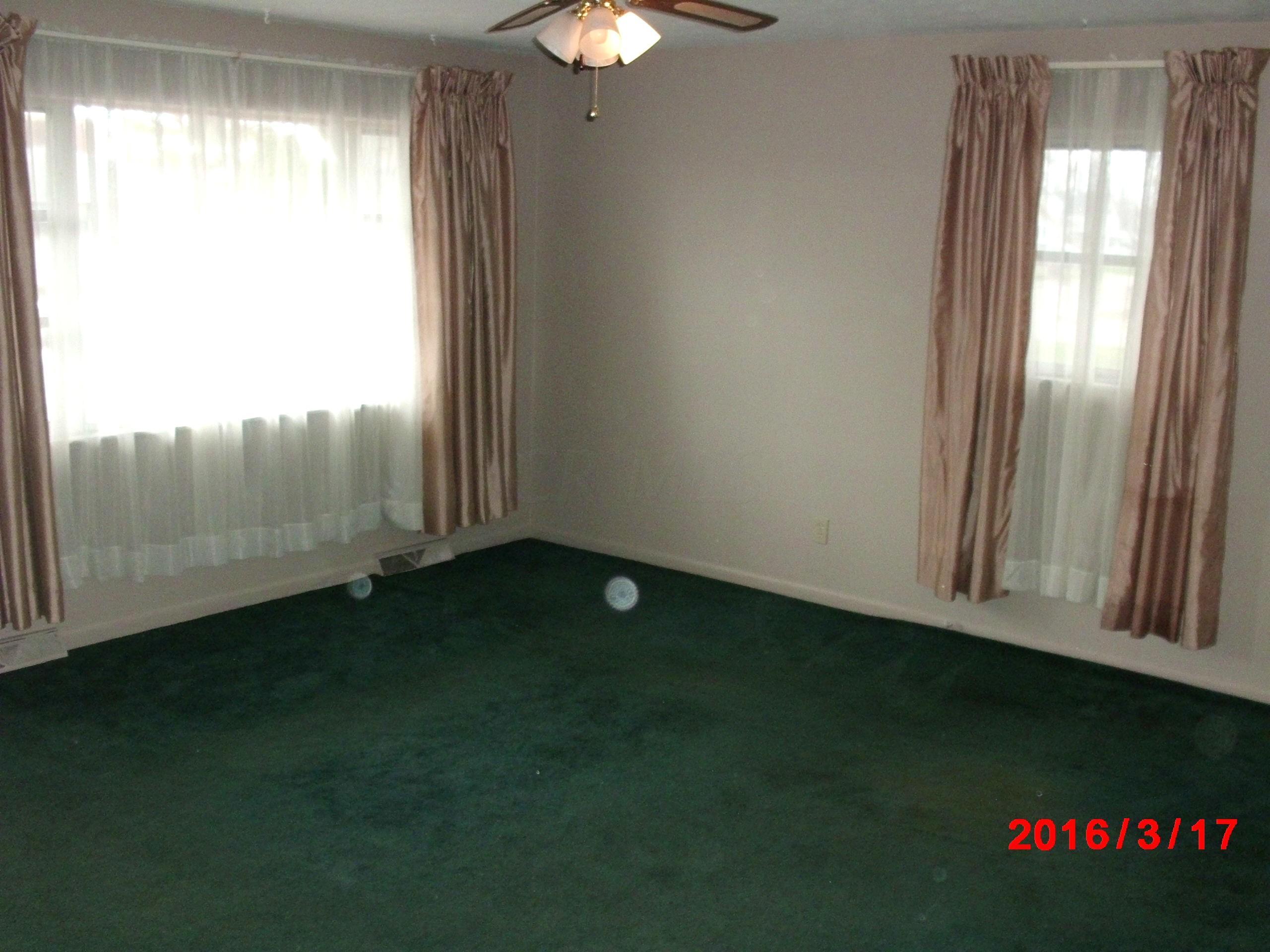 698 Elaine Road Whitehall, OH 43213 - Photo 8 of 13