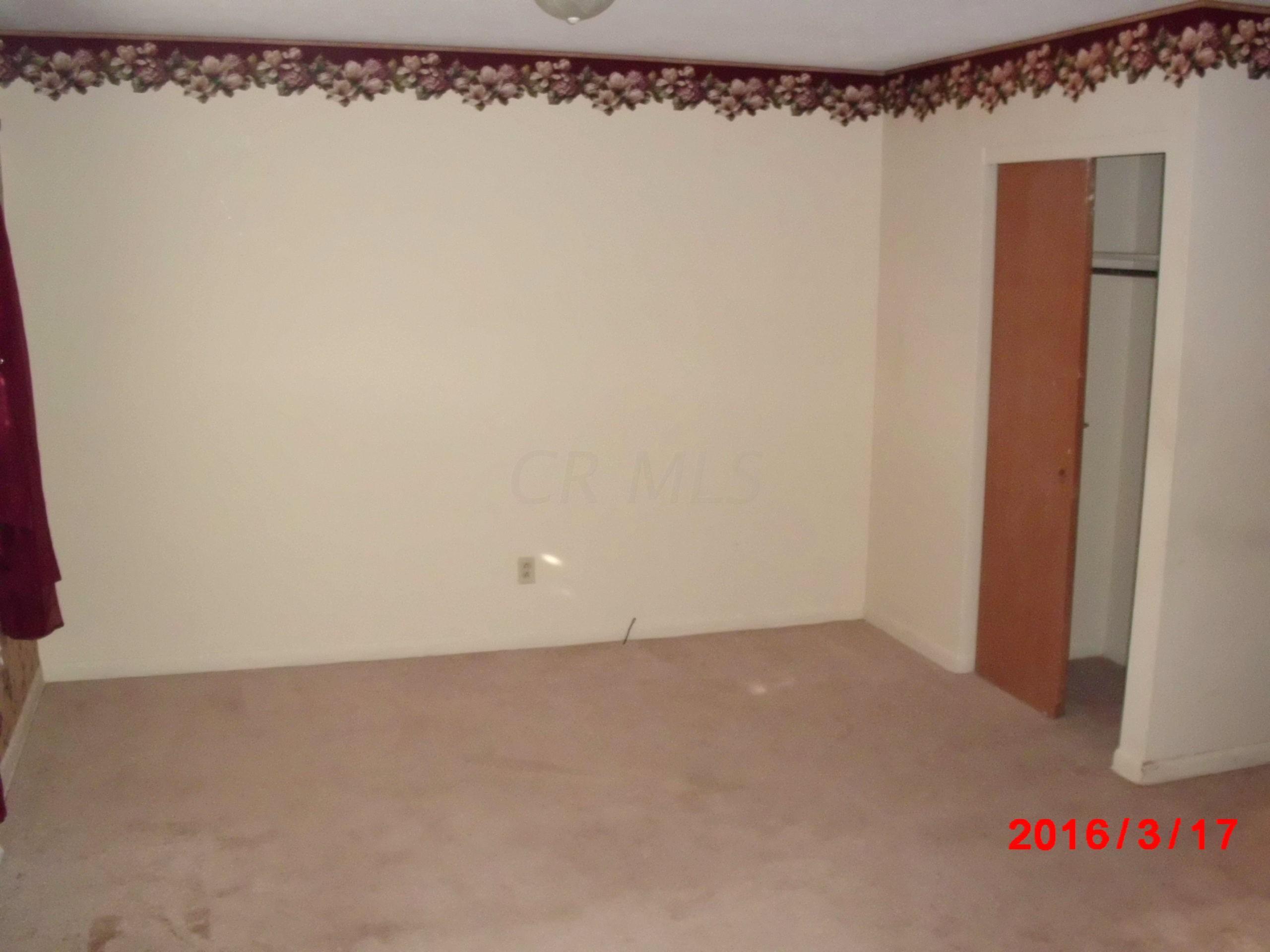 698 Elaine Road Whitehall, OH 43213 - Photo 10 of 13
