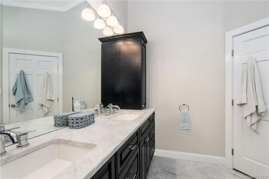 1400 Brook Road Charlotte, NC 28205 - Photo 32 of 47 Gallery Image 32