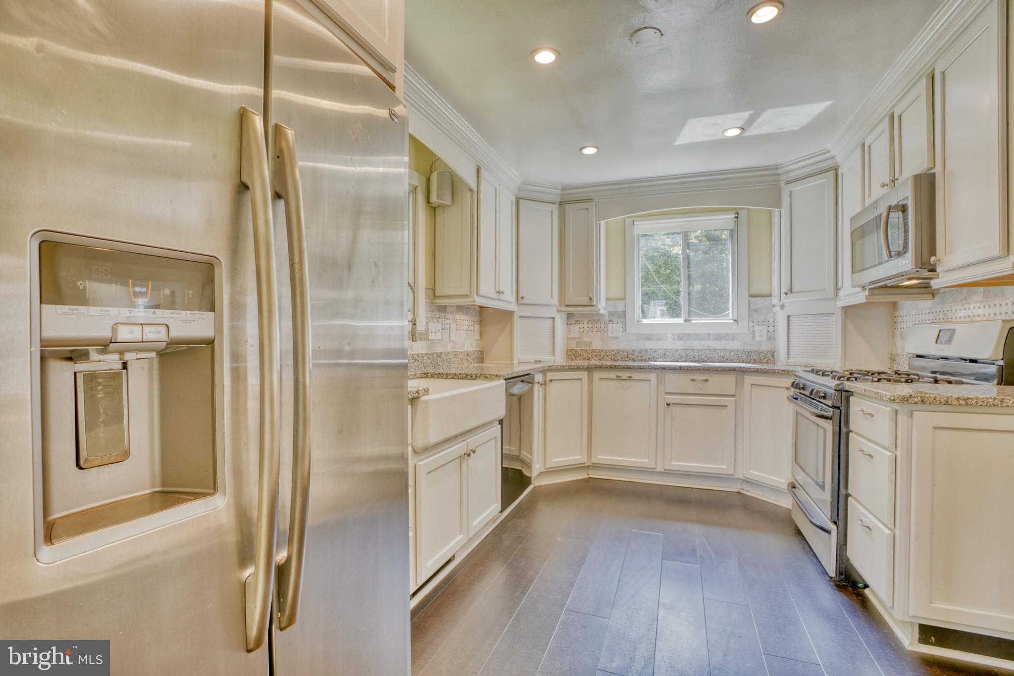 2109 Carterdale Road Baltimore, MD 21209 - Photo 19 of 68