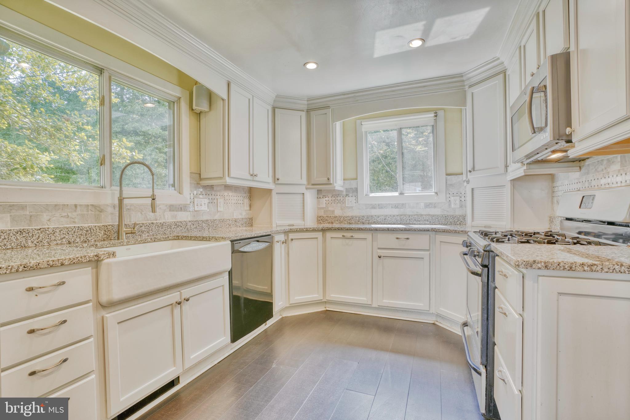 2109 Carterdale Road Baltimore, MD 21209 - Photo 20 of 68