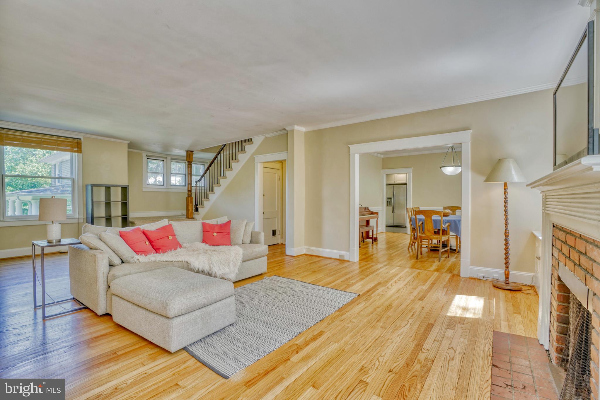 2109 Carterdale Road Baltimore, MD 21209 - Photo 3 of 68