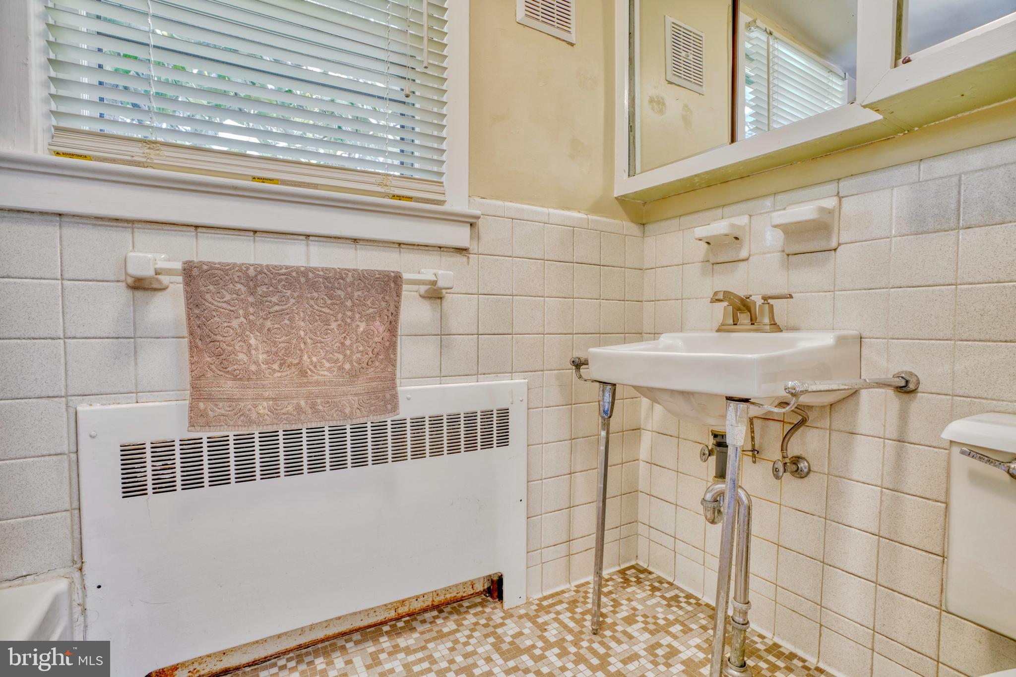 2109 Carterdale Road Baltimore, MD 21209 - Photo 39 of 68