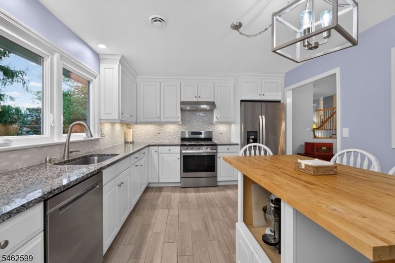 8 Molly Bee Road Flemington, NJ 08822 - Photo 11 of 39 Gallery Image 11