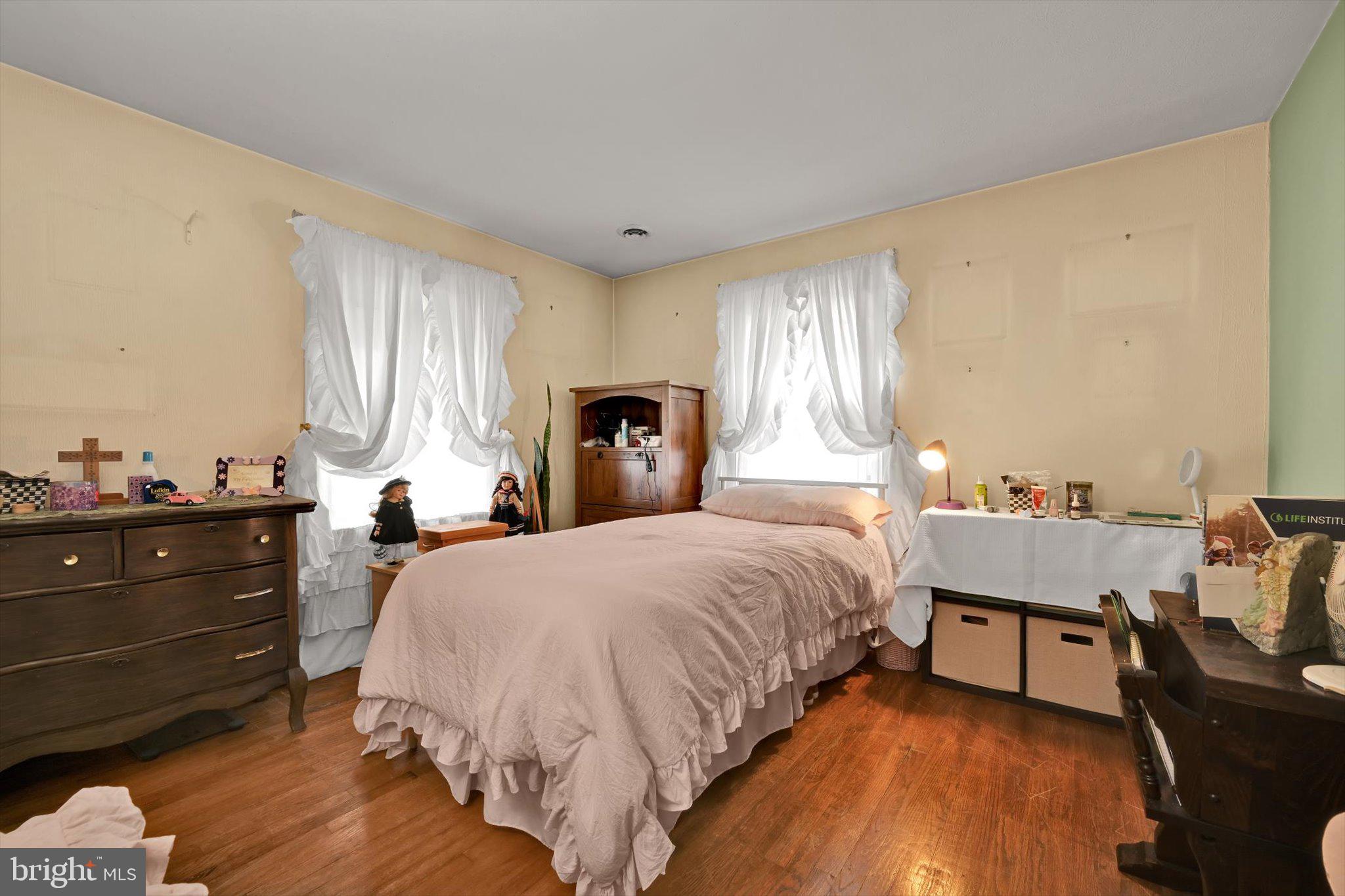 784 Ruth Street Sinking Spring, PA 19608 - Photo 8 of 27 a bed room with a bed and a window