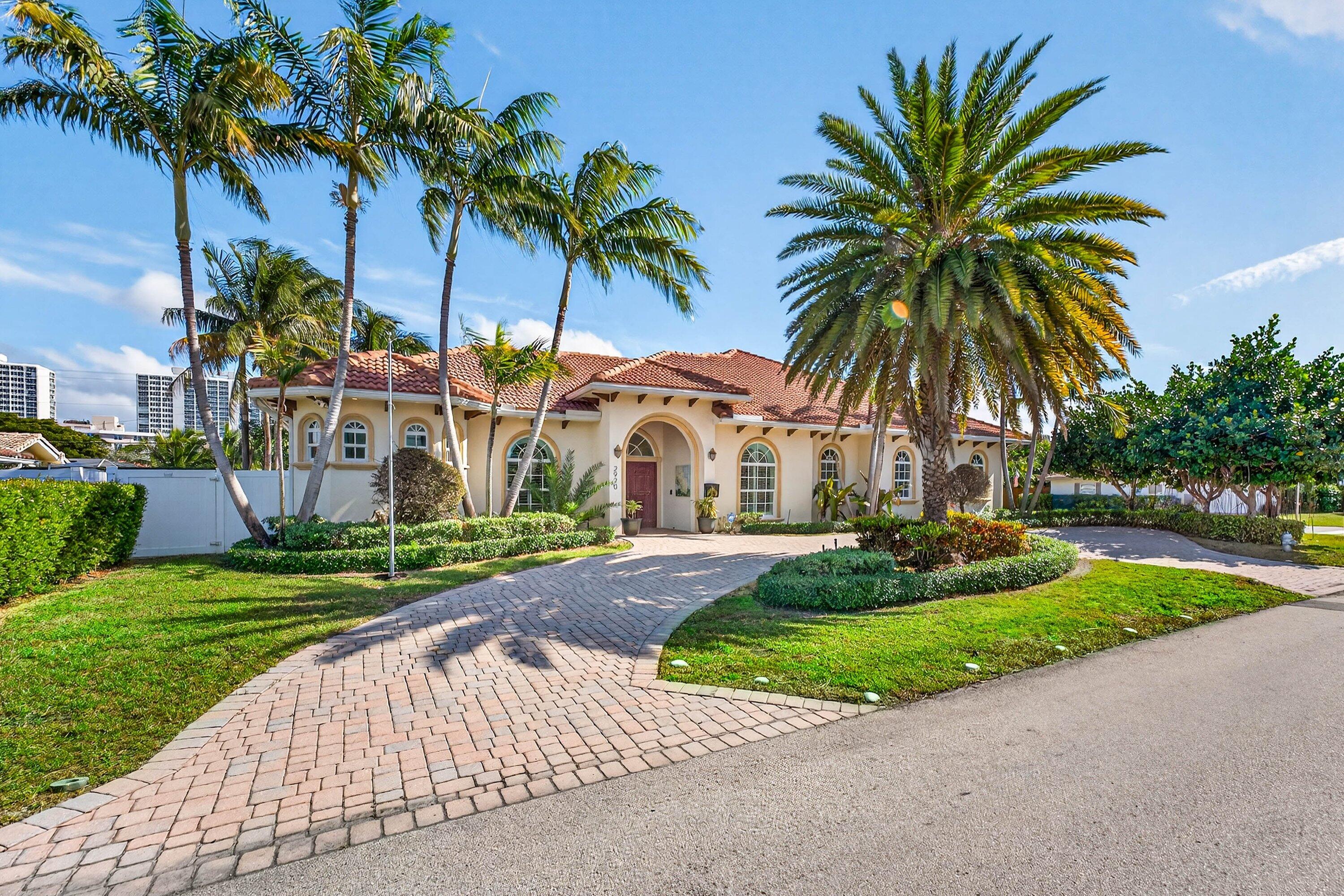 2920 Spanish River Road Boca Raton, FL 33432 - Photo 3 of 75 007-2920SpanishRiverRoad-BocaRaton-FL-33