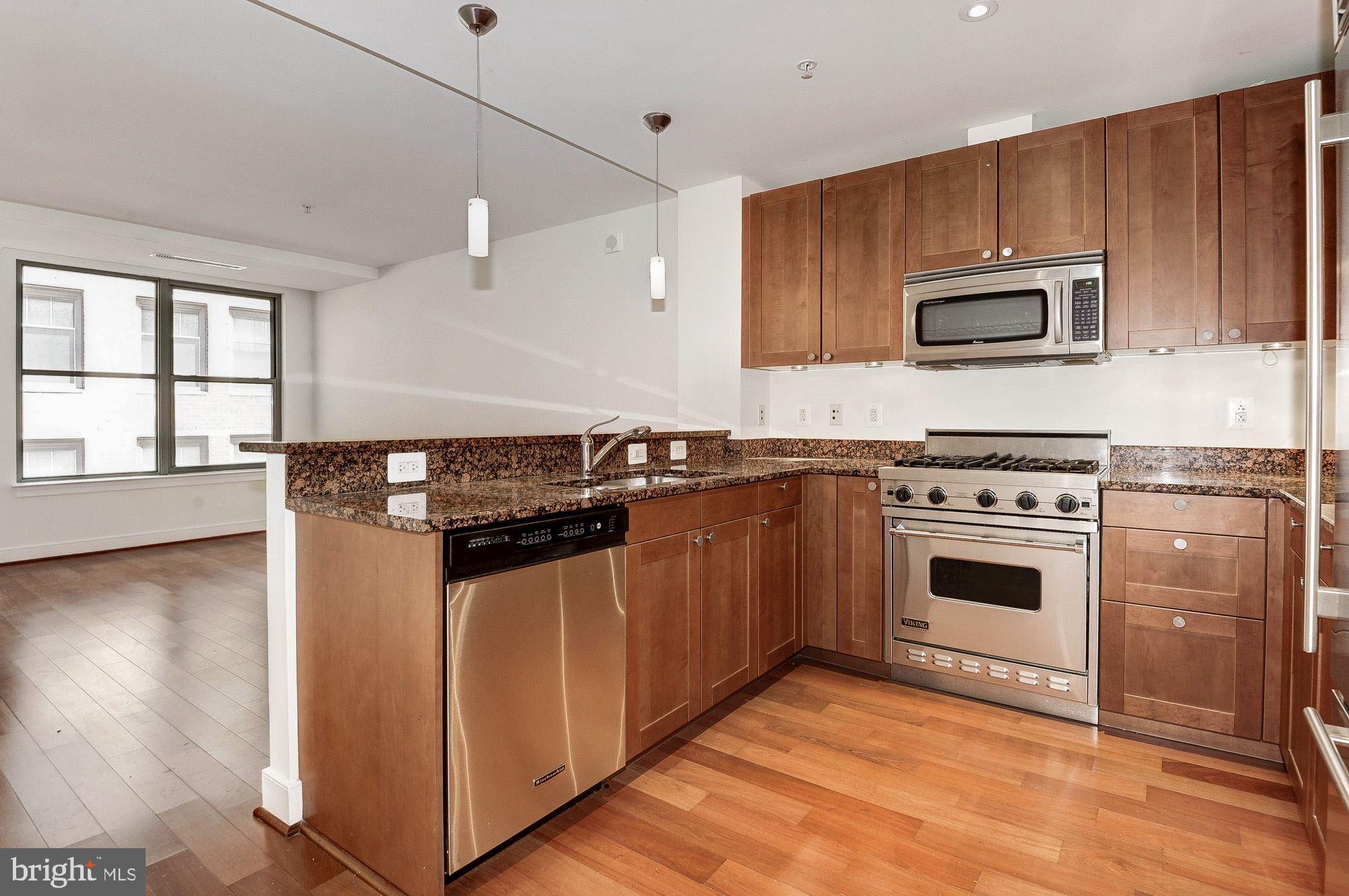 2425 L Street Northwest, Unit 635 Washington, DC 20037 - Photo 8 of 38
