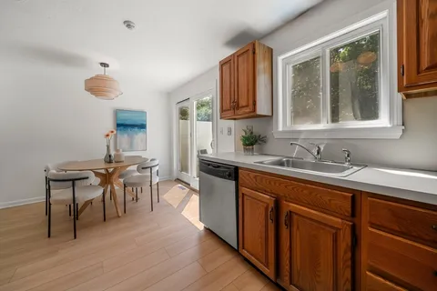 $414,000 | 161 Winter Street, Unit 2, Hanson, MA 02341