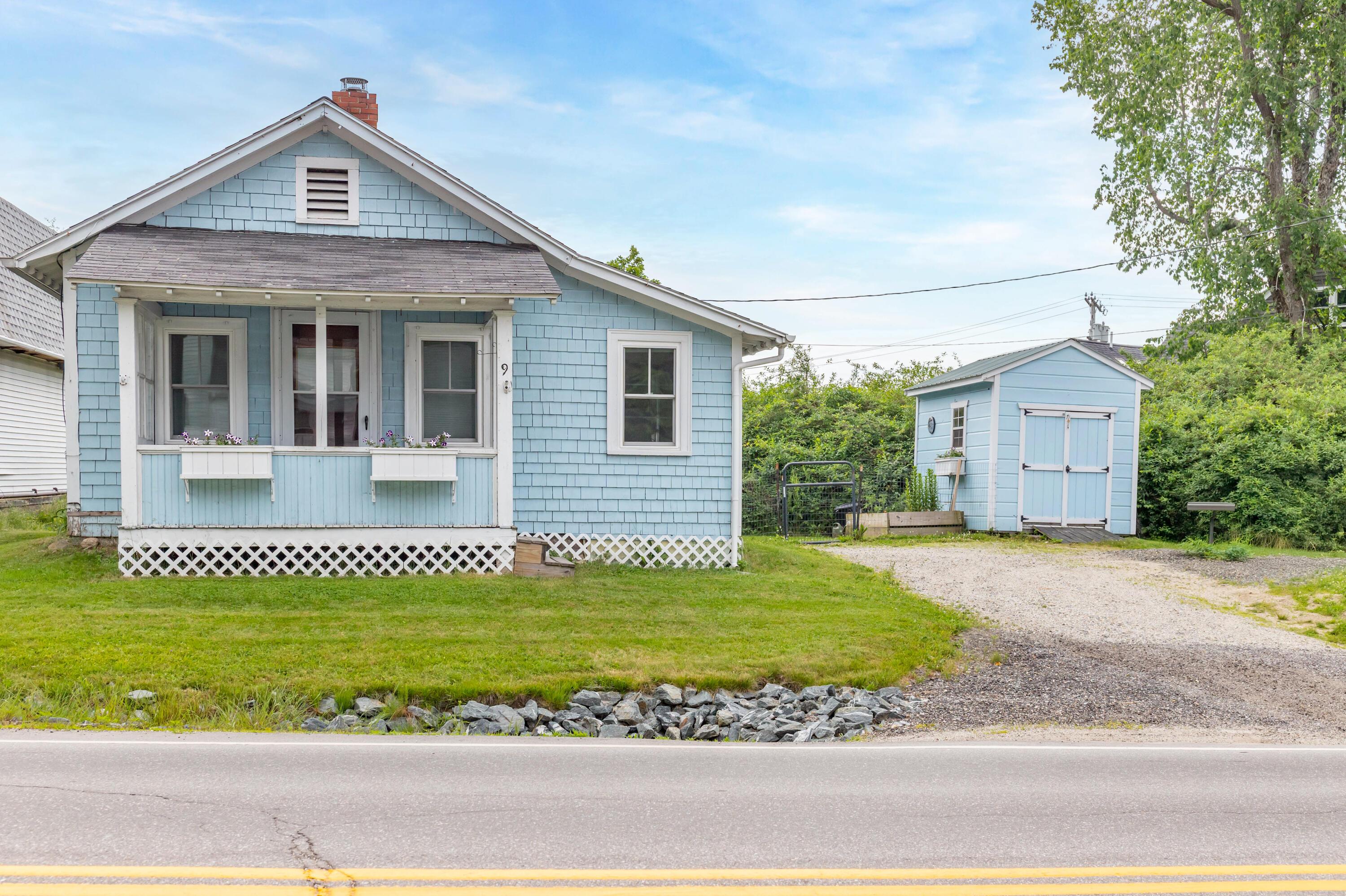 9 Ellsworth Road Blue Hill, ME 04614 - Photo 2 of 34 IMG_9226