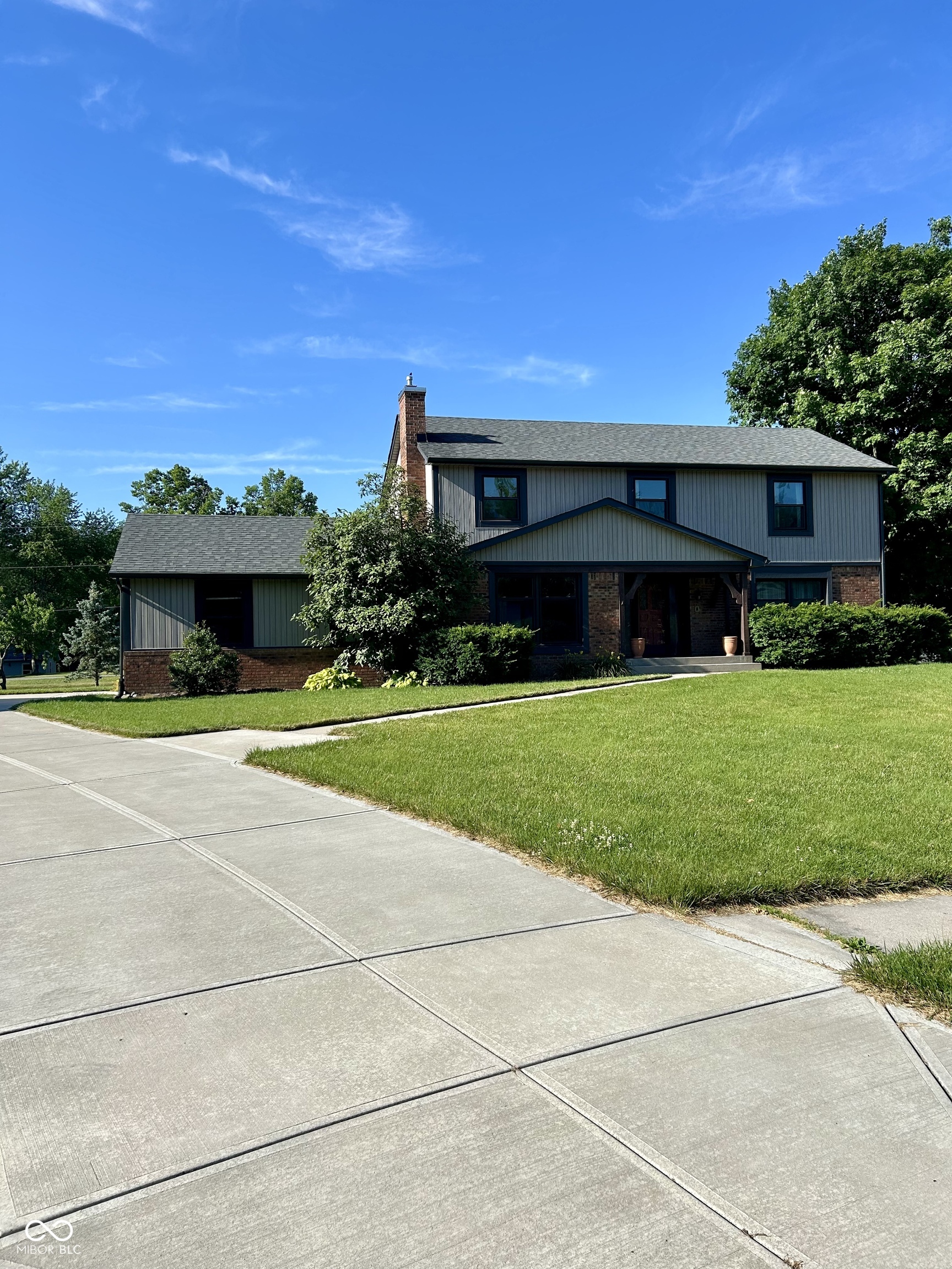 4 Sycamore Road Carmel, IN 46033 - Photo 1 of 17 Gallery Image 1