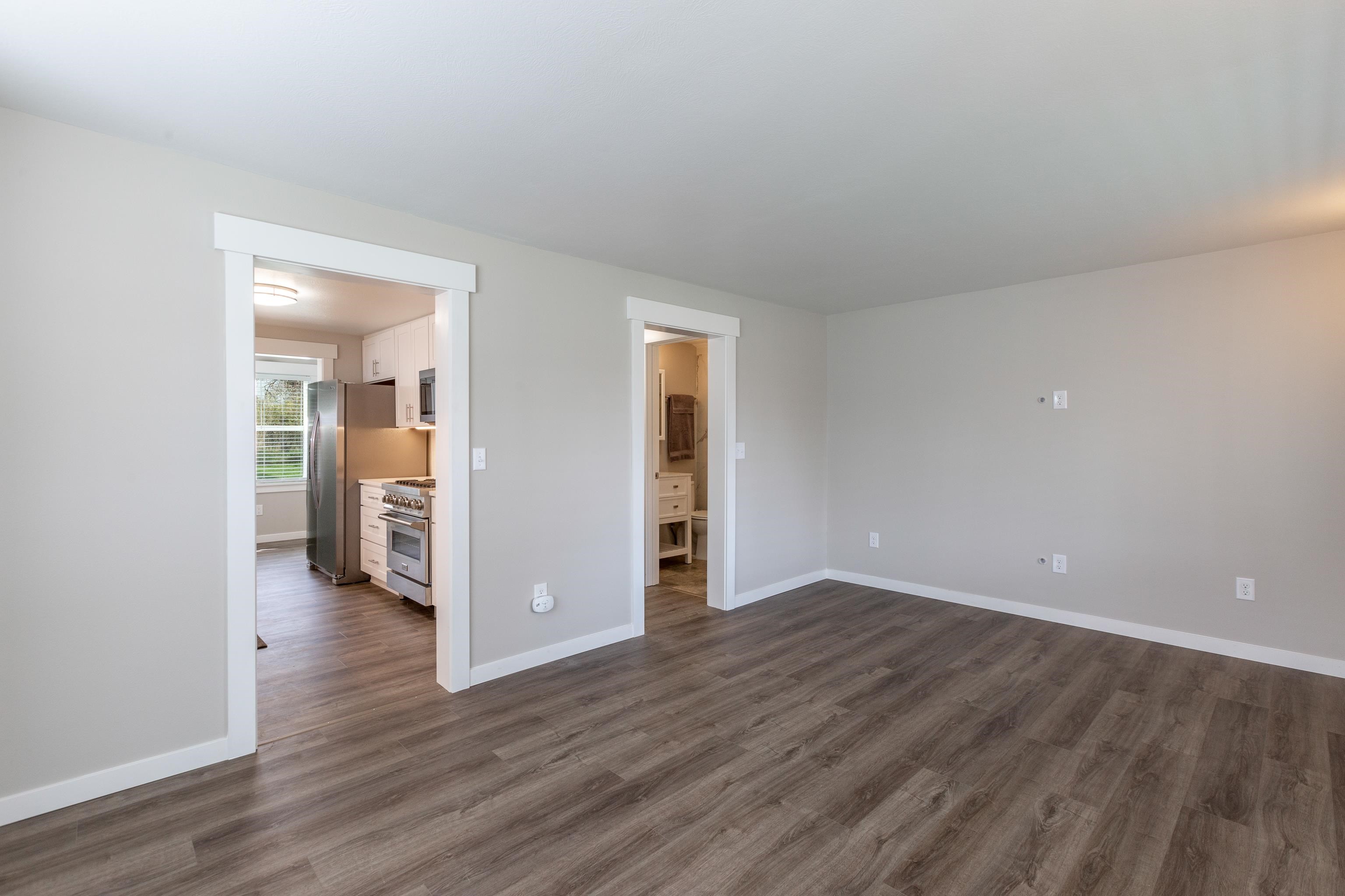 1718 East 9th Avenue Spokane, WA 99202 - Photo 9 of 20