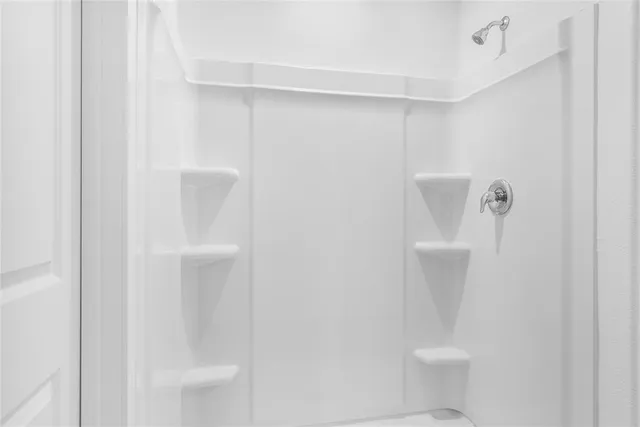 $1,895 | 11570 Antrim Place, Rhome, TX 76078