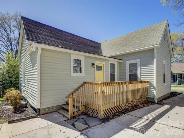 $288,000 | 212 Lee Street, Rock Hill, SC 29730