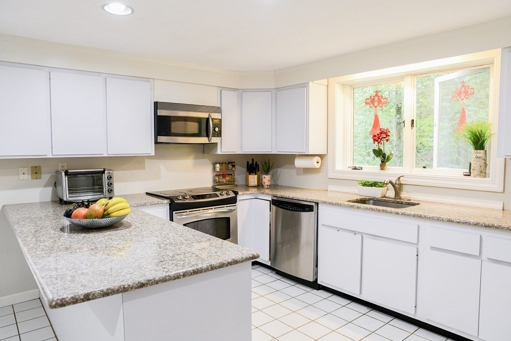 19 Fort Pond Road Acton, MA 01720 - Photo 3 of 25 Gallery Image 3