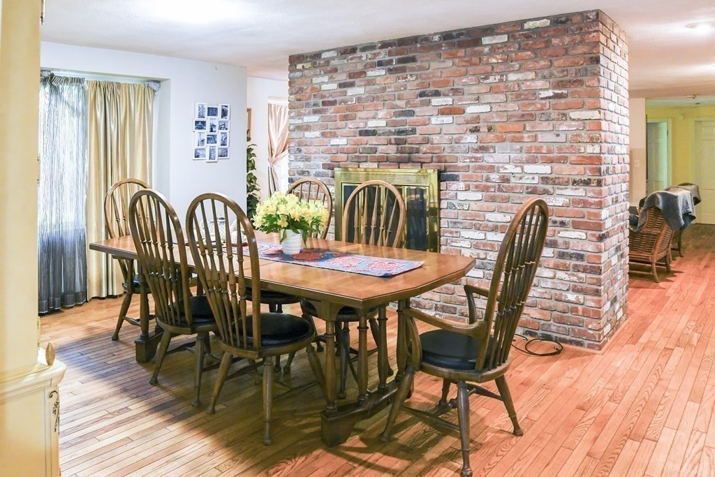 19 Fort Pond Road Acton, MA 01720 - Photo 8 of 25 Gallery Image 8