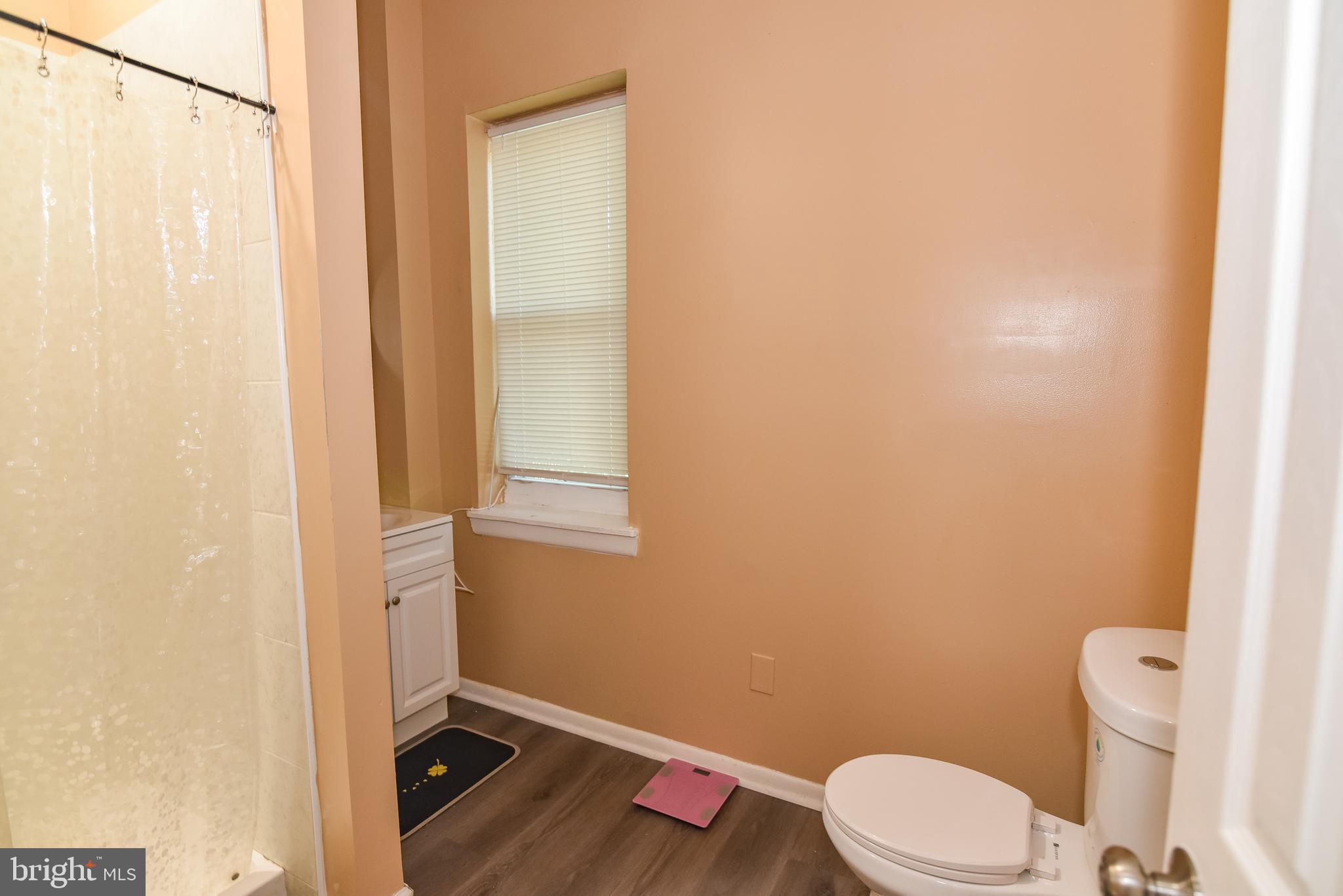 1705 East 25th Street Baltimore, MD 21213 - Photo 4 of 33