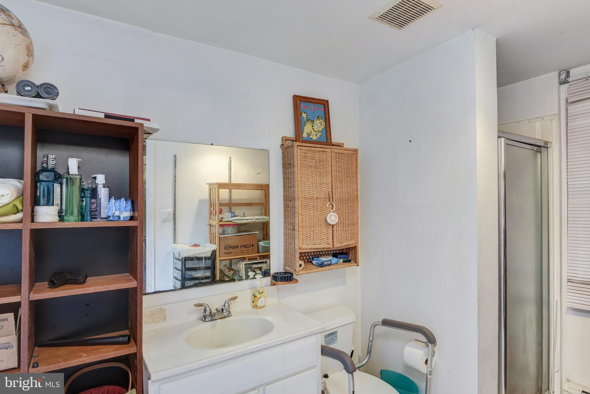 362 Etra Road Hightstown, NJ 08520 - Photo 10 of 18