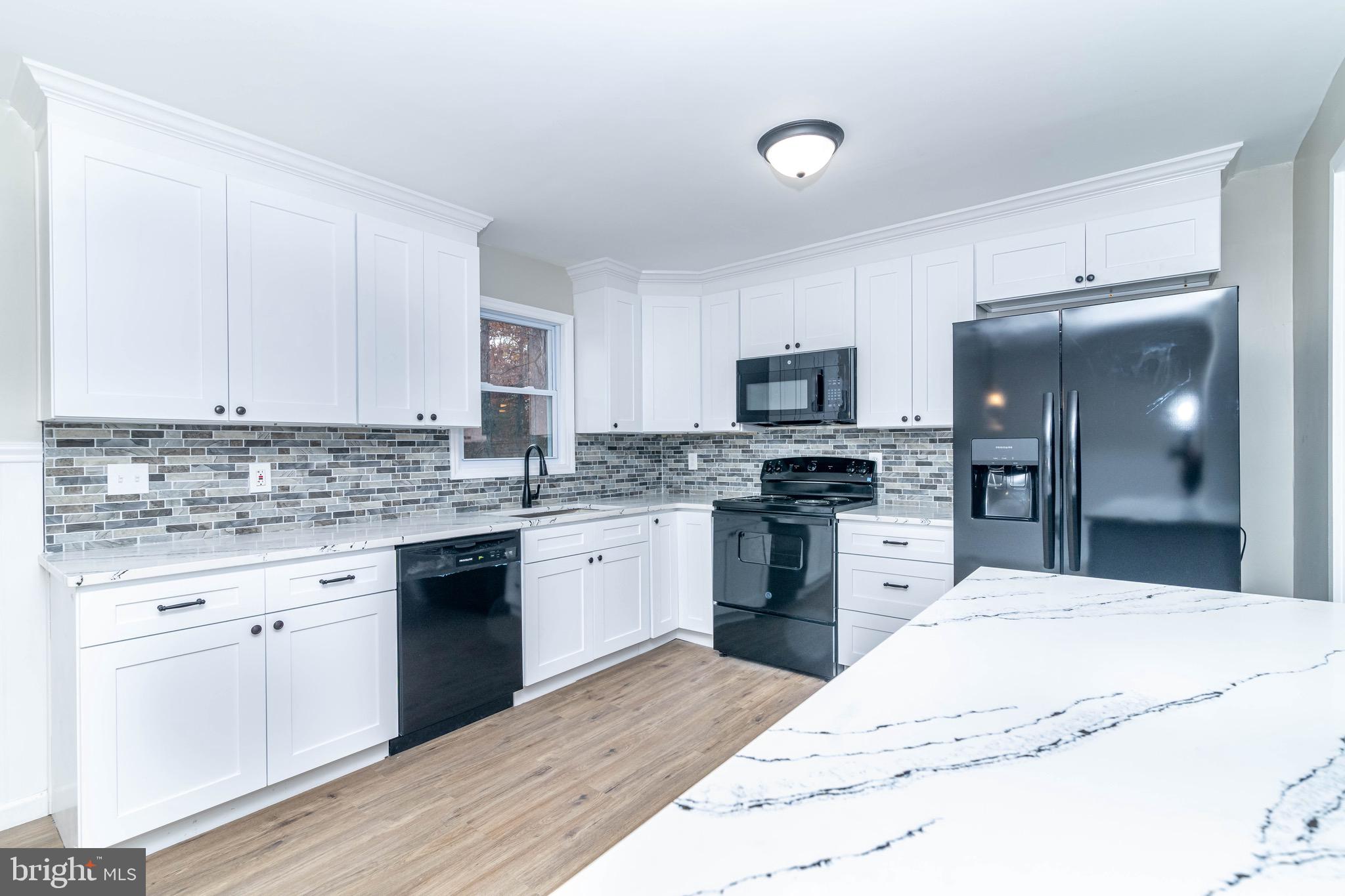 13 South Park Road Southampton, NJ 08088 - Photo 7 of 34