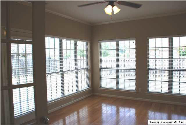 201 Queens Gate Alabaster, AL 35114 - Photo 6 of 22
