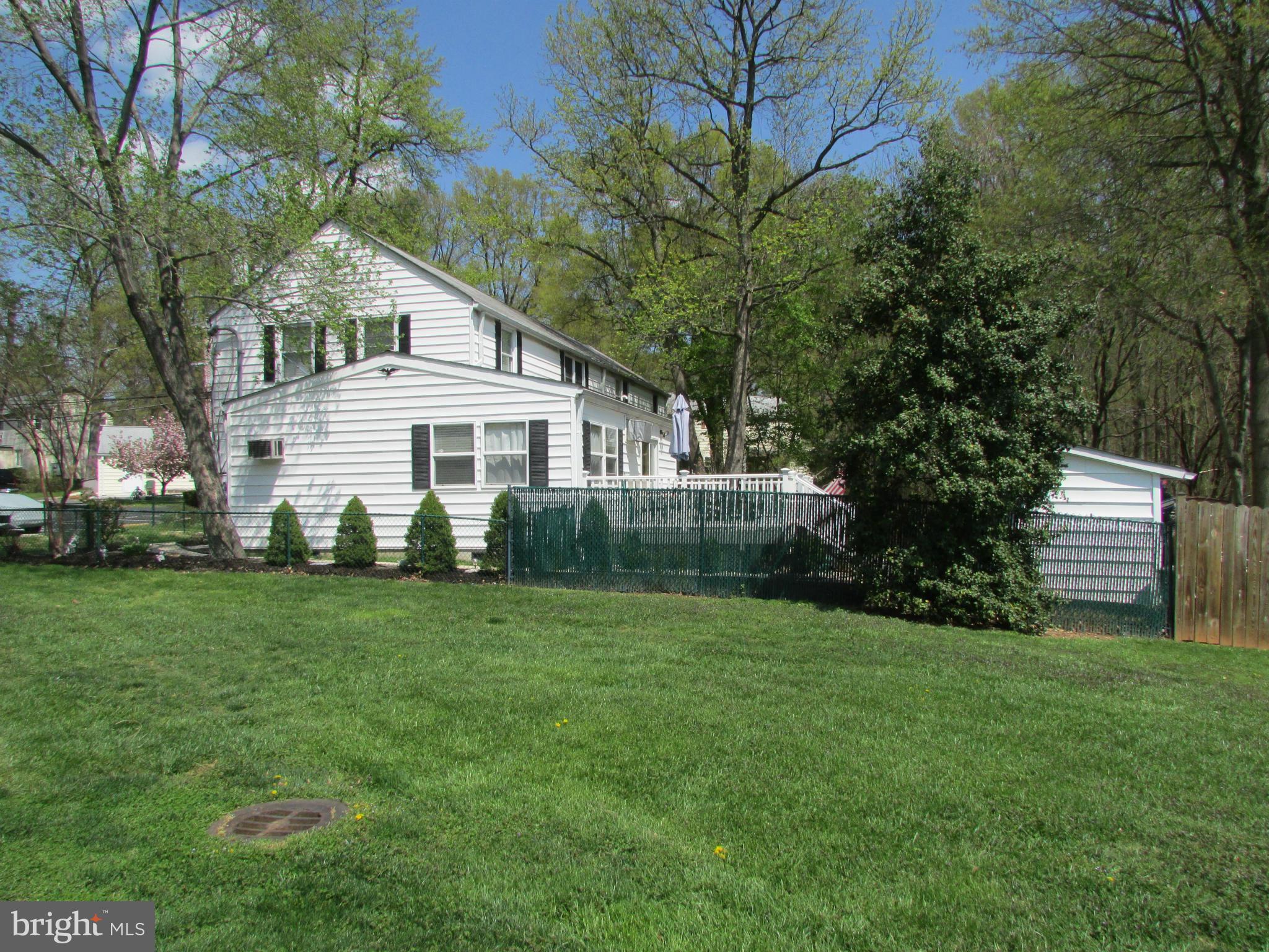 18 Ridge Road, Unit L Greenbelt, MD 20770 - Photo 3 of 16 Exterior (General)