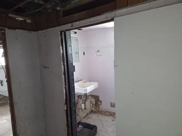 $95,000 | 1038 West 104th Street, Chicago, IL 60643