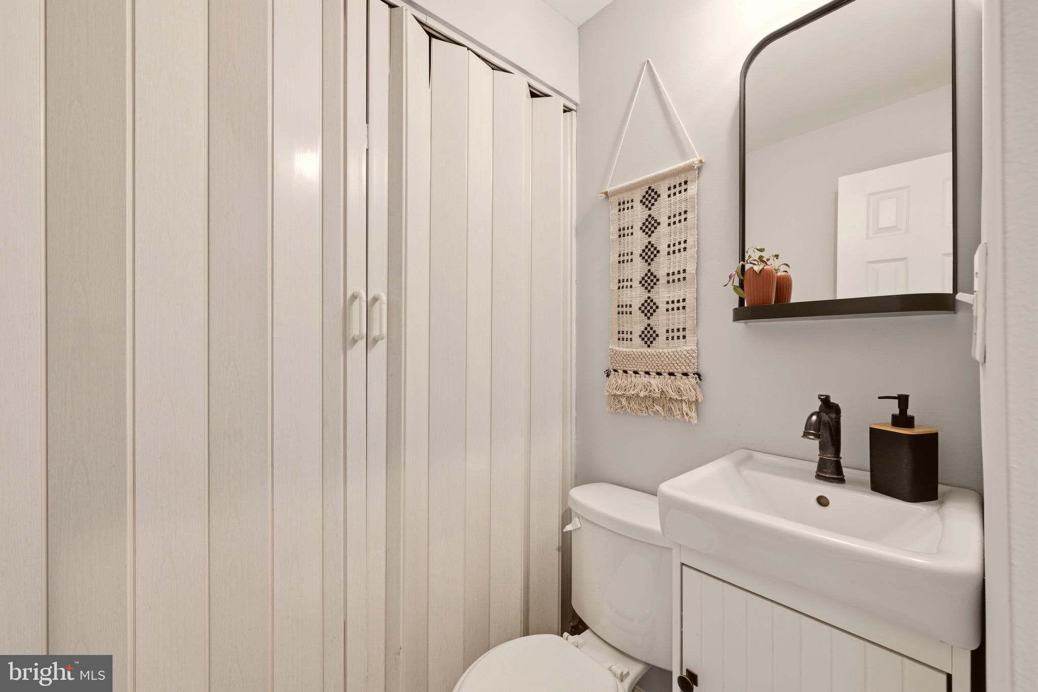 329 17th Street Southeast Washington, DC 20003 - Photo 18 of 30 Gallery Image 18