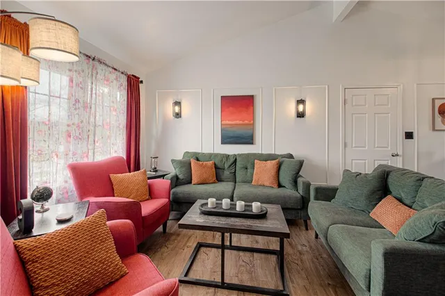 $250,000 | 7307 Northwest Winter Avenue, Kansas City, MO 64152