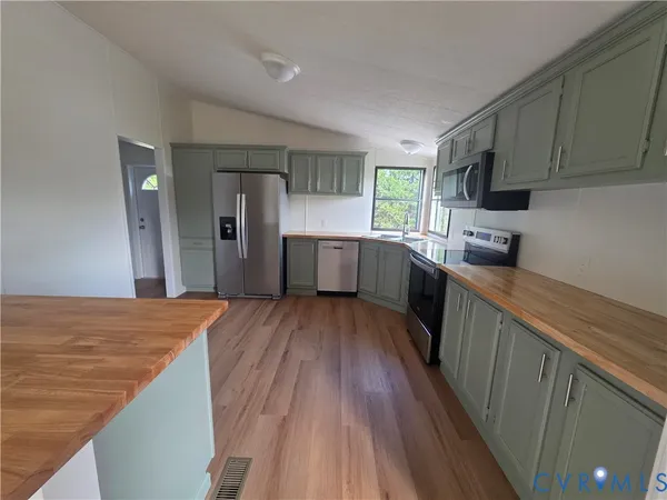 $279,000 | 16808 Hamilton Arms Road, Dewitt, VA 23840
