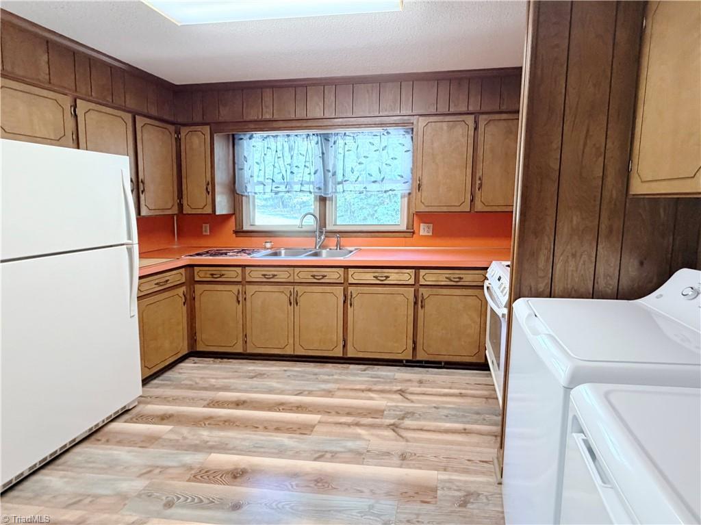 222 Timberlake Trail Elkin, NC 28621 - Photo 12 of 32
