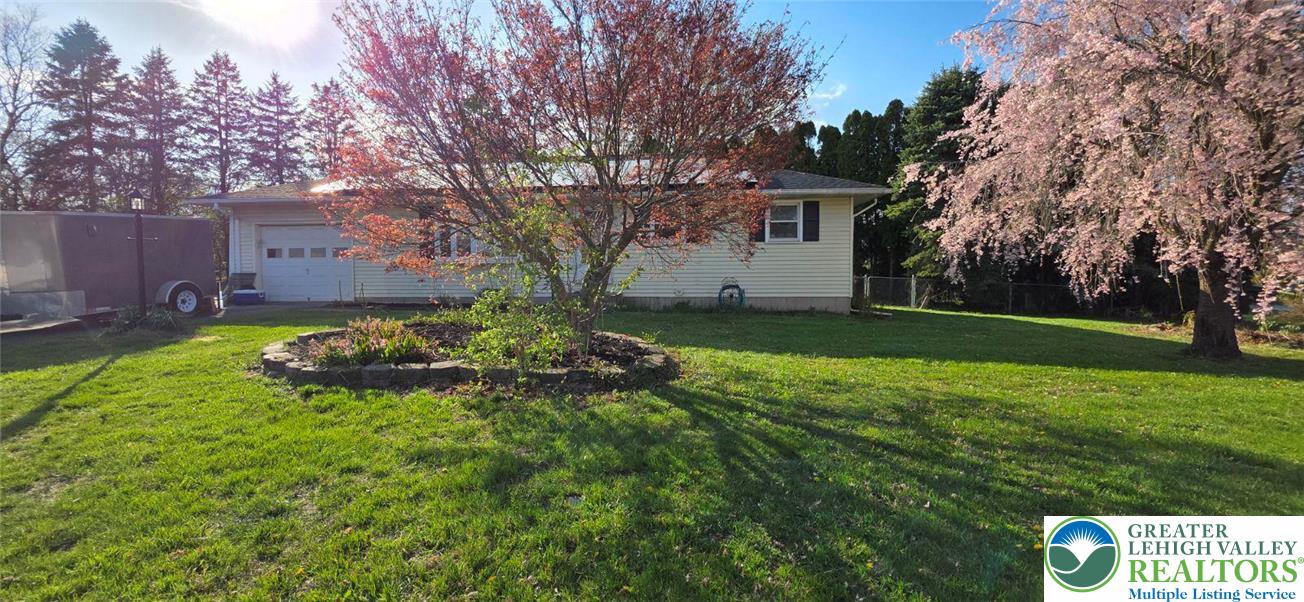 8 Babbling Brook Road Easton, PA 18045 - Photo 3 of 4