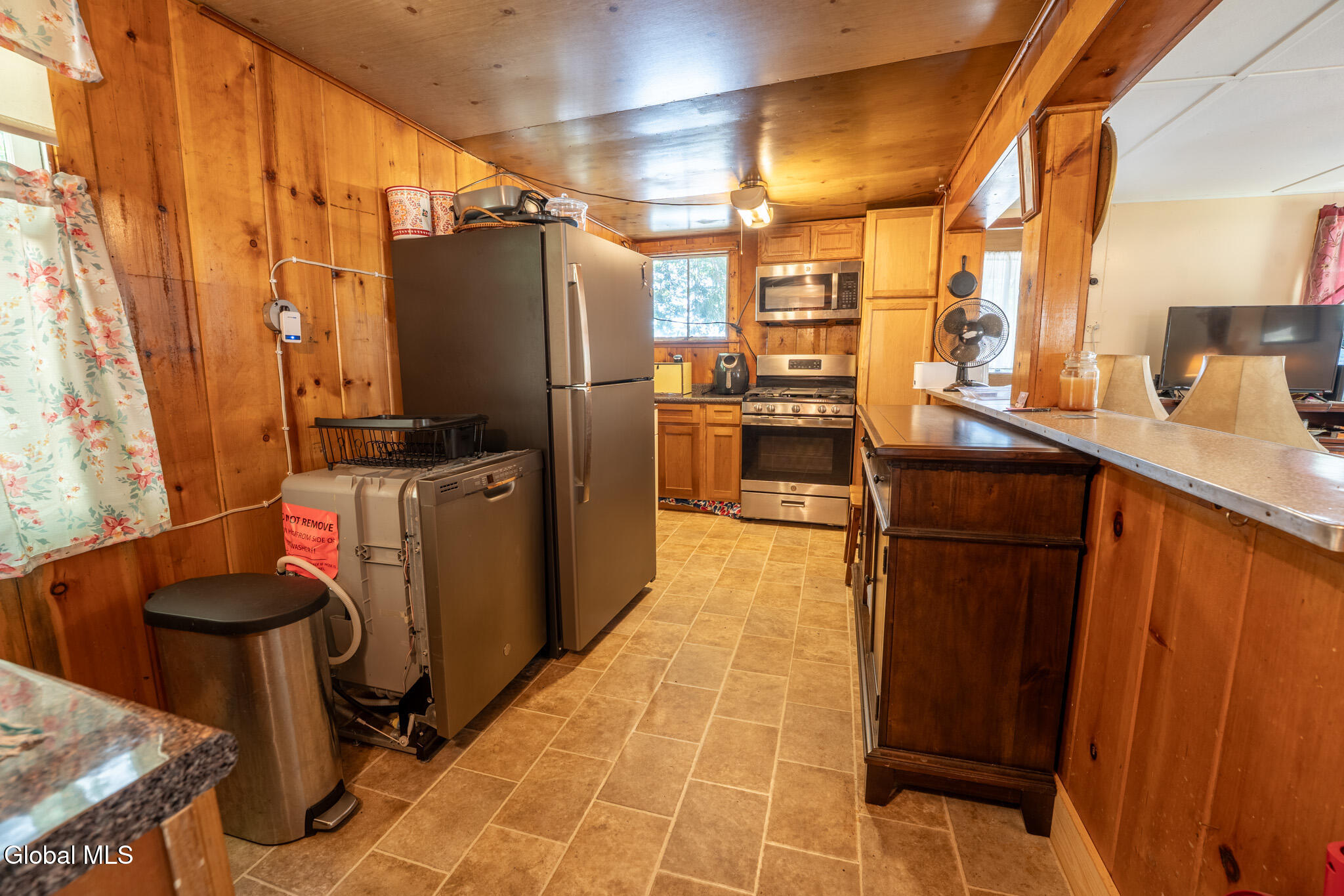 233 North Shore Road Caroga, NY 12032 - Photo 13 of 42 233