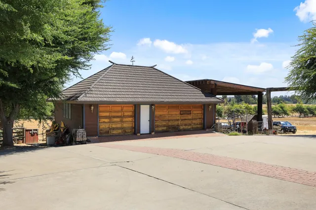 $1,385,000 | 22050 Buena Vista Road, Clements, CA 95227