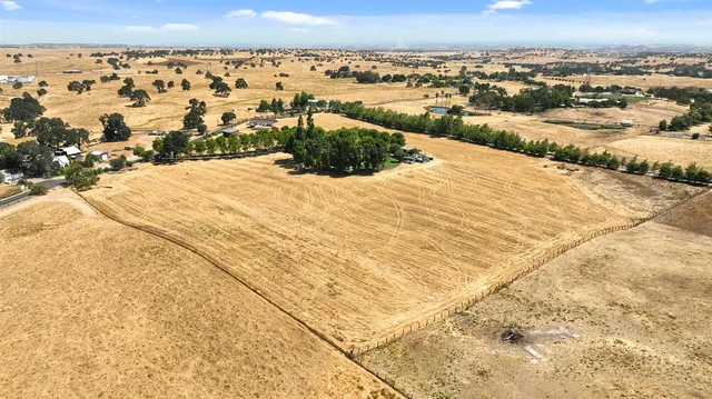 $1,385,000 | 22050 Buena Vista Road, Clements, CA 95227