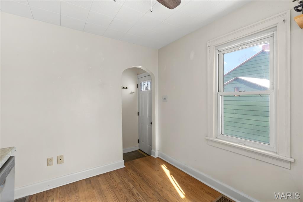 3313 Leo Street Alton, IL 62002 - Photo 9 of 20