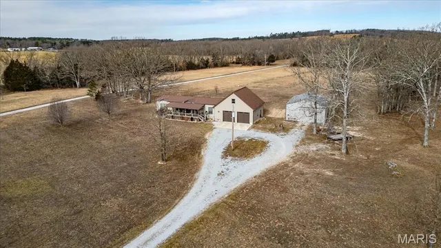 $359,000 | 18945 Dixon Road, Licking, MO 65542
