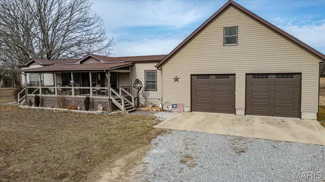 $359,000 | 18945 Dixon Road, Licking, MO 65542