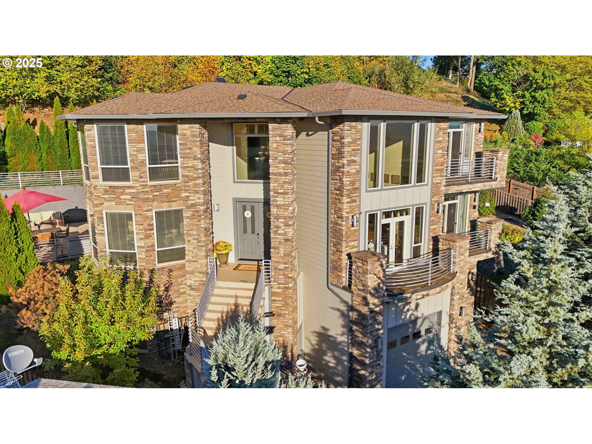 a black and white photo of a house