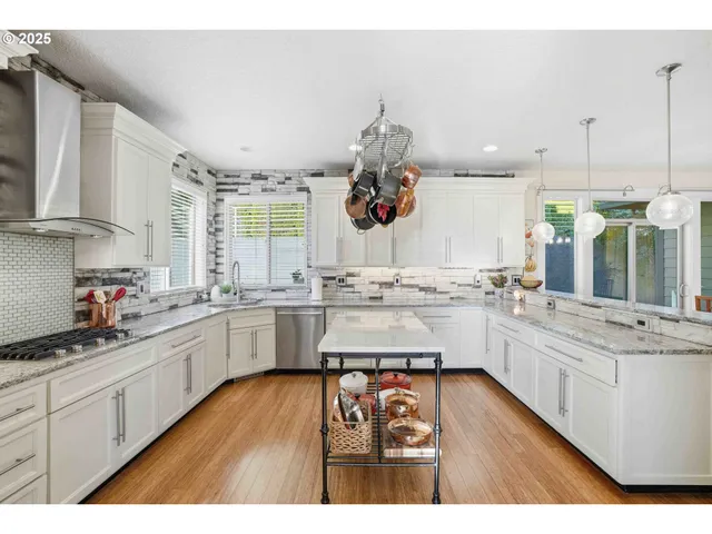 $929,900 | 3531 Z Street, Washougal, WA 98671