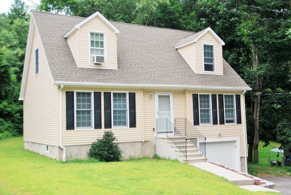 24 Joppa Road Worcester, MA 01602 - Photo 3 of 22 Gallery Image 3