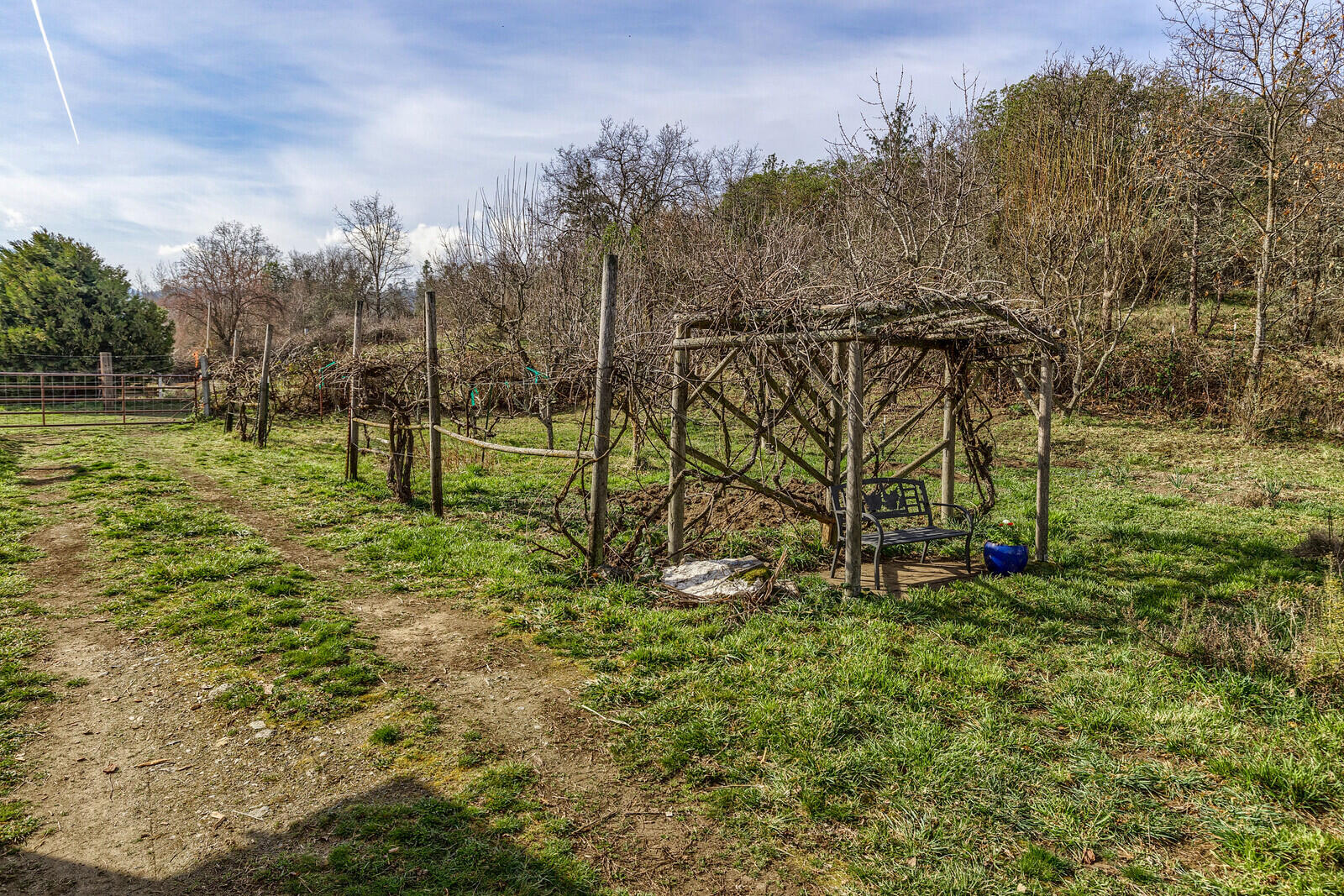 2779 Camp Baker Road Medford, OR 97501 - Photo 53 of 65 60_CBR_60_mls