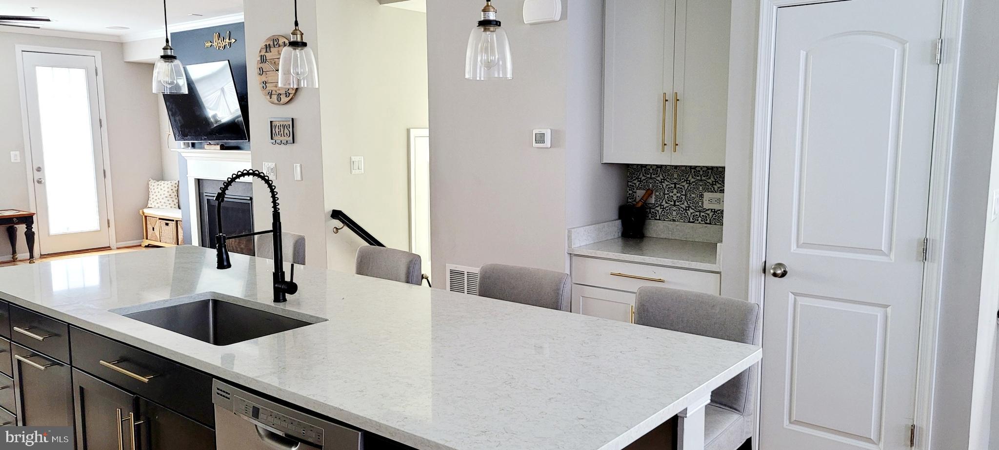 5423 Old Frederick Road Baltimore, MD 21229 - Photo 8 of 26
