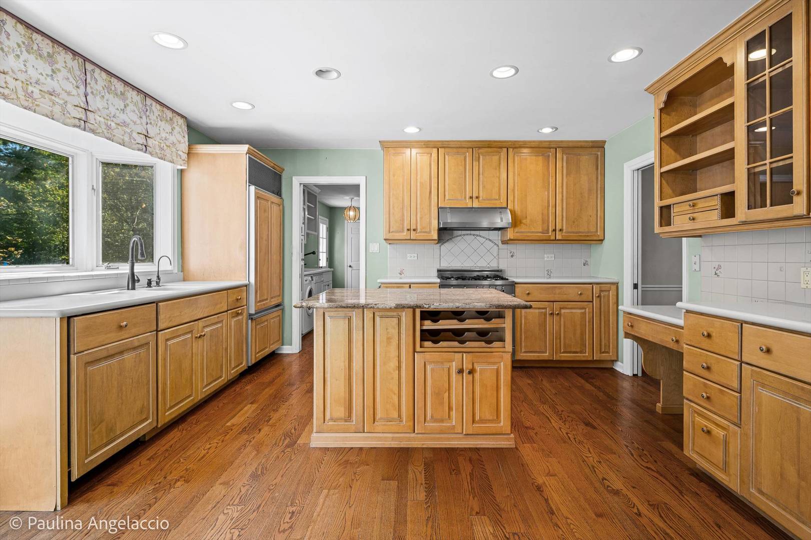 505 Old Mill Road Barrington, IL 60010 - Photo 7 of 39 Gallery Image 7
