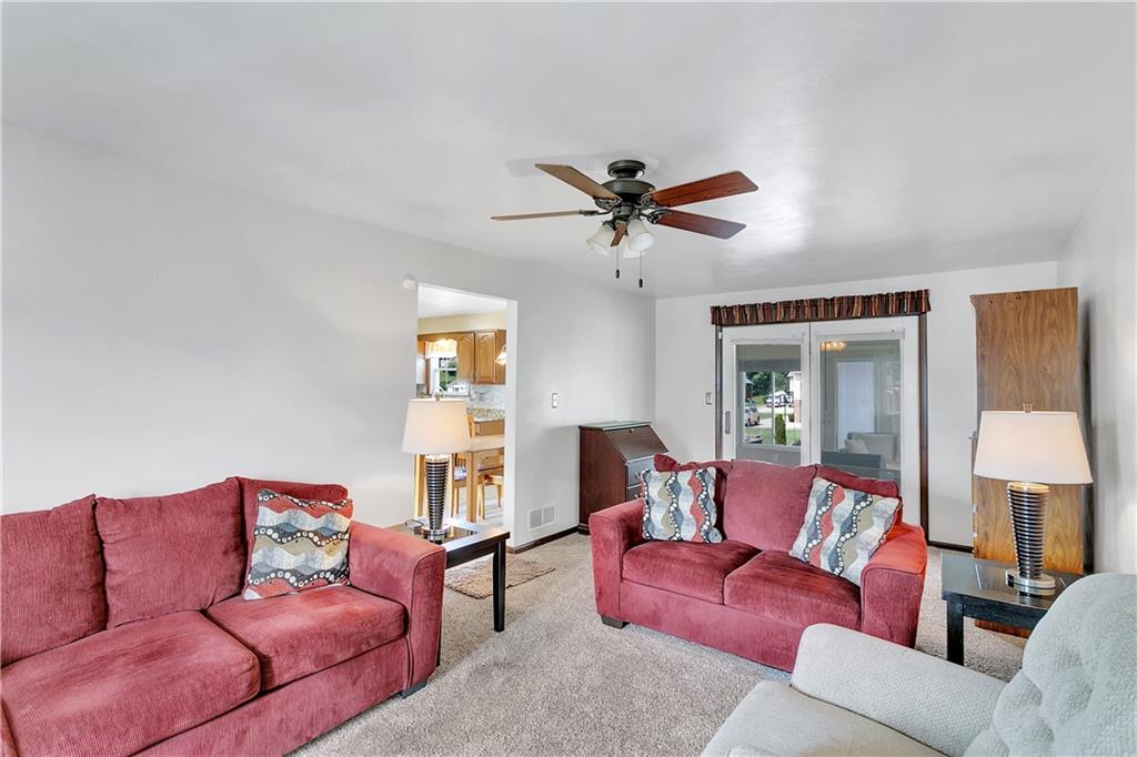 9 Rizzi Drive Irwin, PA 15642 - Photo 4 of 25 Gallery Image 4
